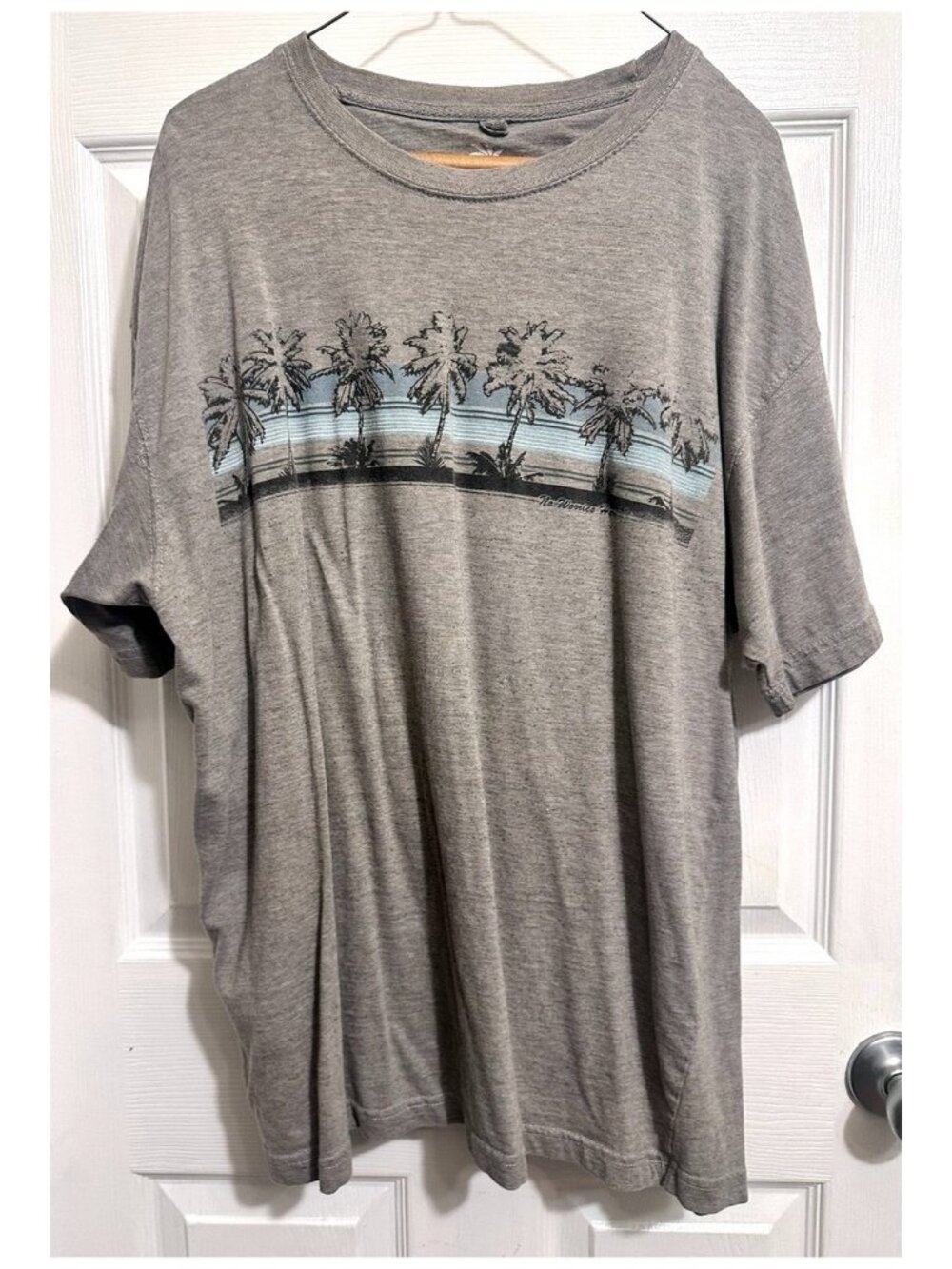 Newport Blue Brand Palm Tree Design Men's Tee T Shirt Gray Size X-Large XL